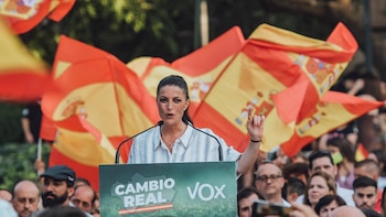 Exdiputada española impartirá formación en seguridad a oficiales de El Salvador