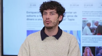 Lucas Adlerstein sufrió la pérdida total de la audición de su oído izquierdo a los 15 años durante la escuela secundaria (Captura de video)