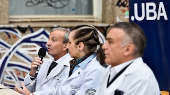 Conferencia de prensa. Hospital de Clínicas