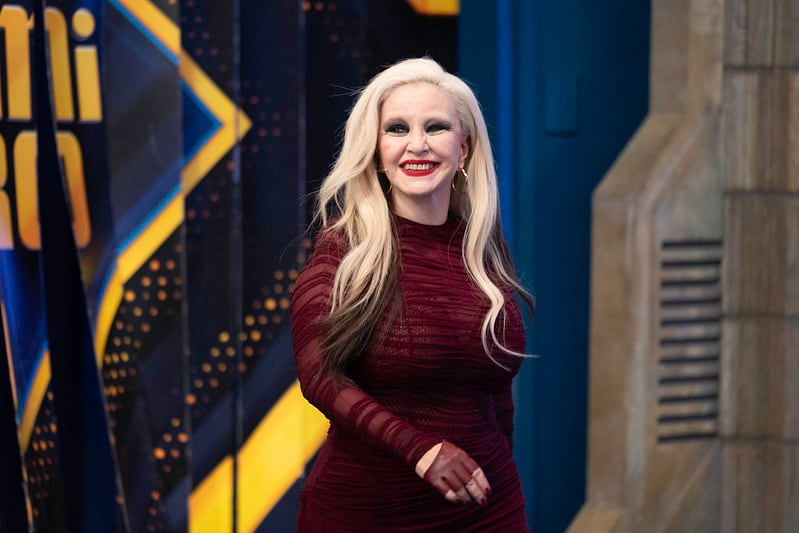Alaska reconoció que, si bebe alcohol, se queda dormida enseguida y tiene poco aguante (El Hormiguero)