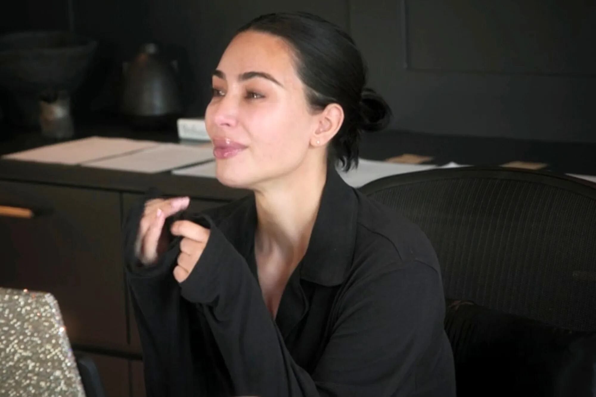 Kim Kardashian en el teaser de la temporada 7 de The Kardashians (Créditos: Hulu)