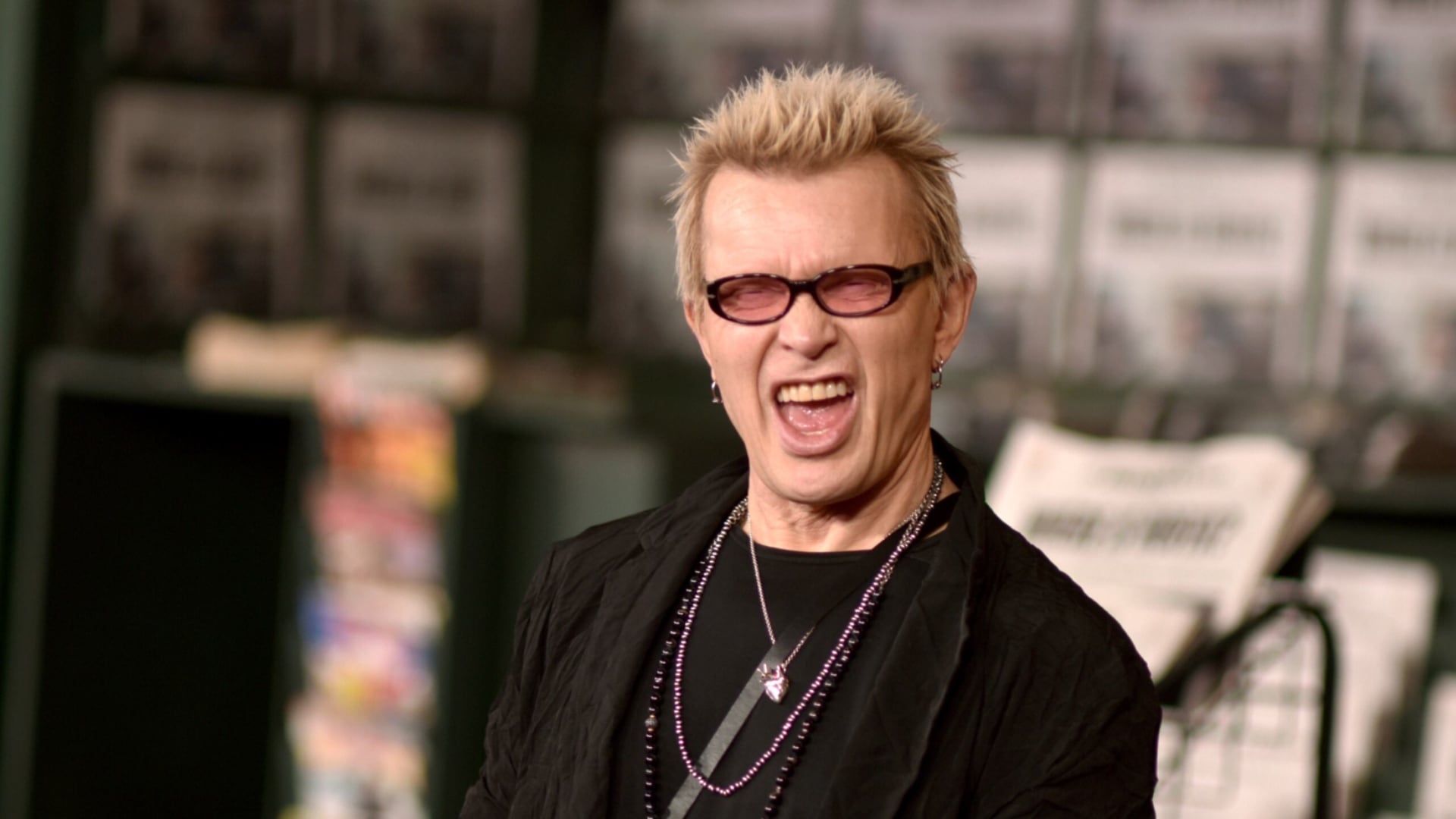 El ingreso de Billy Idol al Salón de la Fama del Rock & Roll destaca una trayectoria de más de cinco décadas en la música internacional