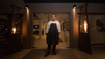 Por las noches, ofrece una