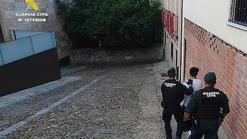 La policía española detuvo a los “Bonnie & Clyde” chilenos: robaban en casas acomodadas