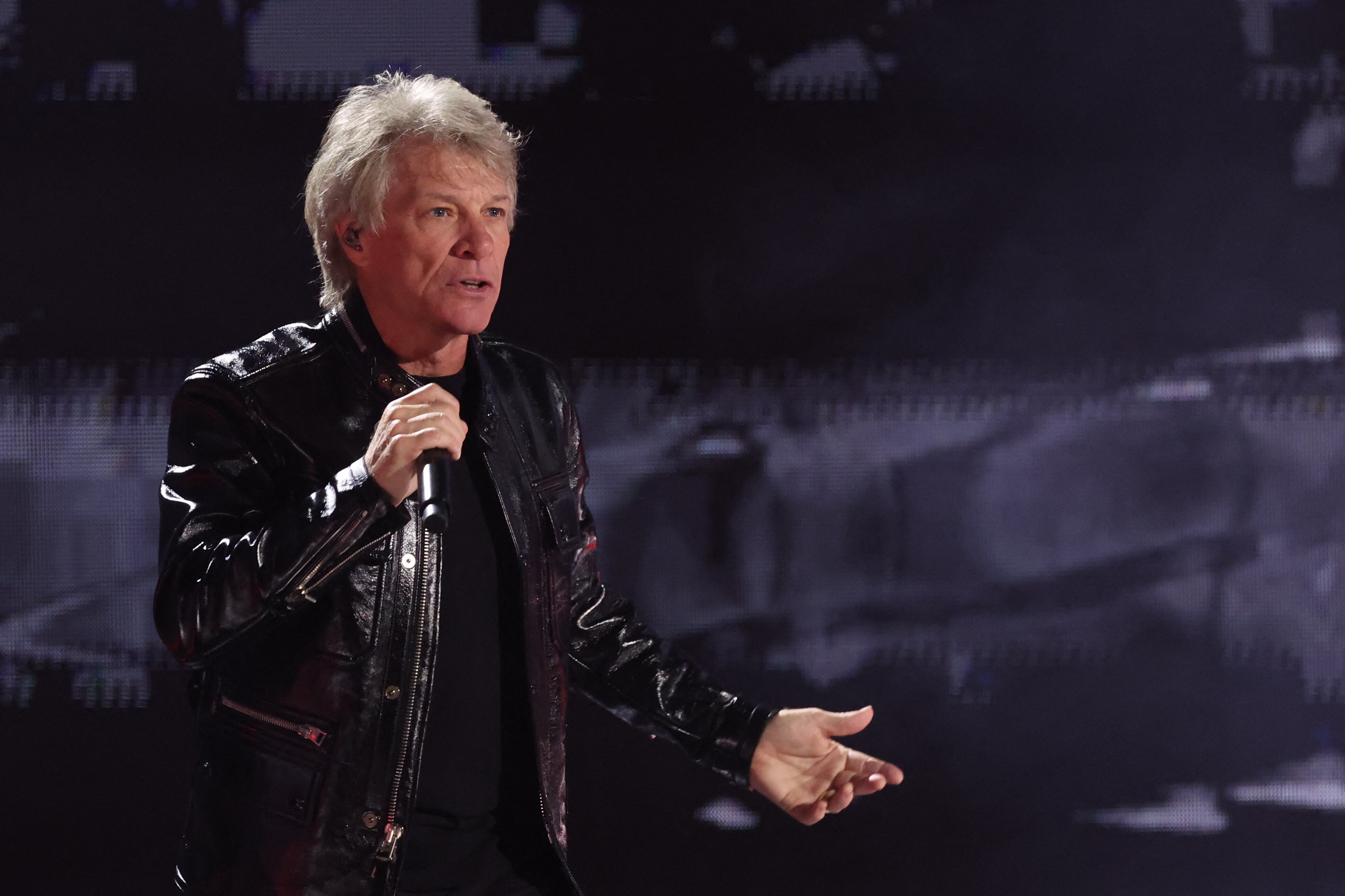 La letra de “It’s My Life” transmite autenticidad y empoderamiento, valores que Bon Jovi quiso compartir con sus seguidores REUTERS/Mario Anzuoni