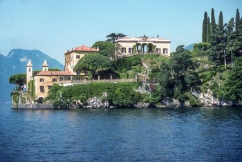 La Villa del Balbianello, junto