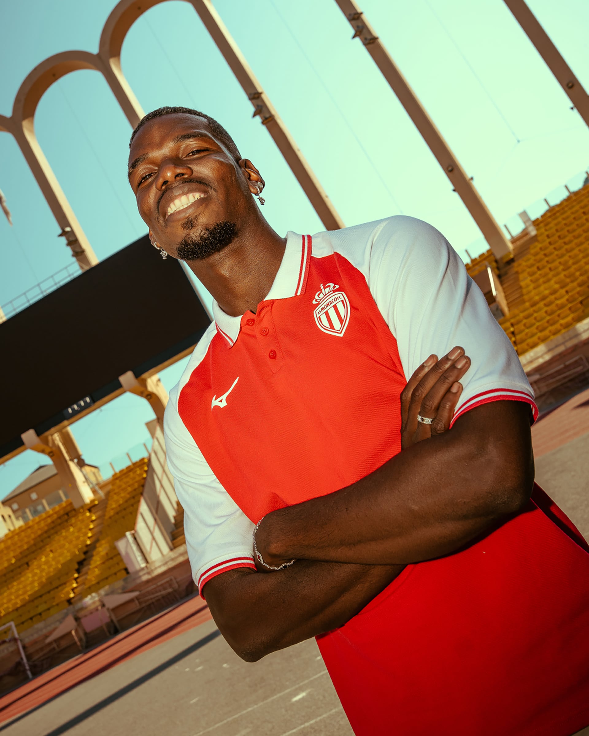 Pogba firmó contrato con el Mónaco hasta junio de 2027