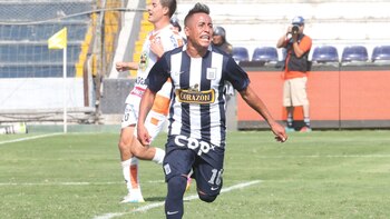 Christian Cueva marcó 9 goles en su primera etapa en Alianza Lima.