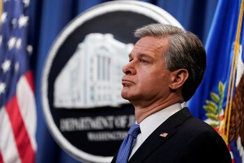 El director del FBI, Christopher