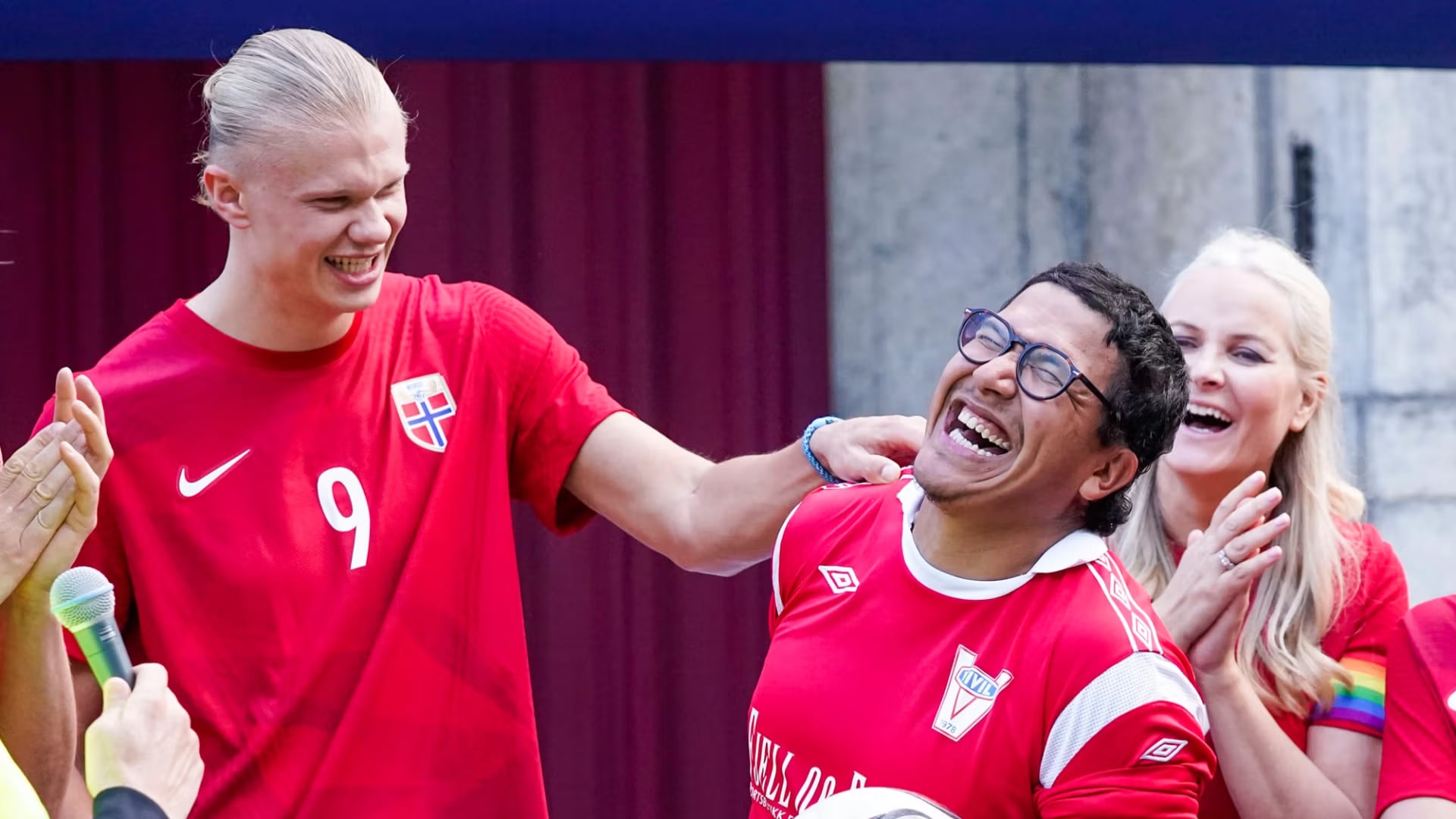 Erling Haaland jugó en el equipo de las princesas Mette-Marit e Ingrid Alexandra (Casa Real)