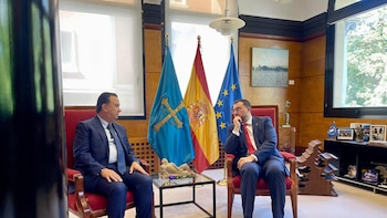El Puerto de Gijón se posiciona como la "puerta de entrada" logística entre España y México