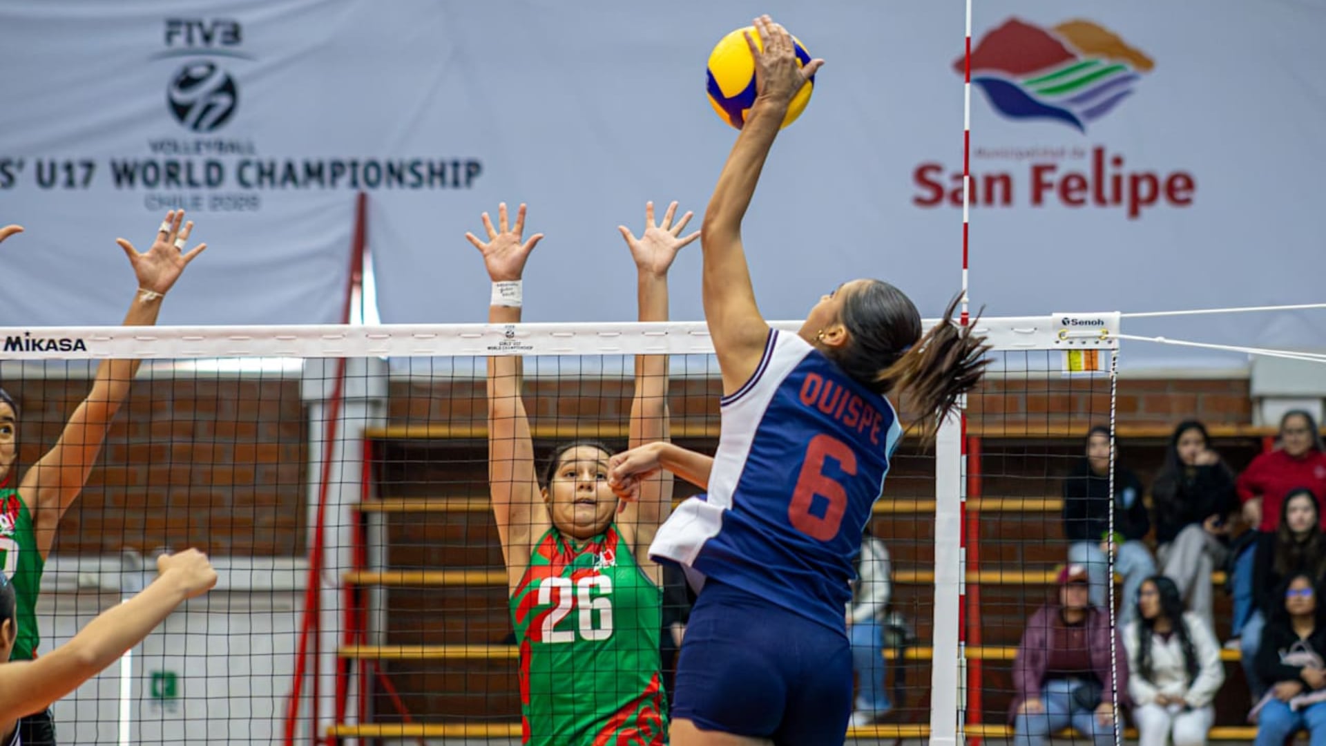 Perú enfrenta a México por la fecha 3 del Mundial Sub 17 de Vóley 2026. Crédito: Volleball World