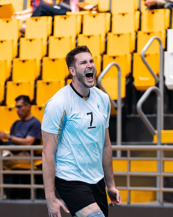 Eduardo Romay se erigió como