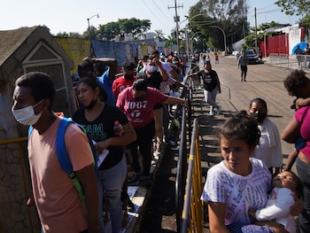 El flujo de personas migrantes
