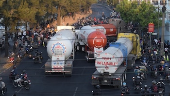 Transportistas mantendrán bloqueos este 1 de septiembre en Guatemala, mientras el Congreso aplaza el subsidio a los combustibles