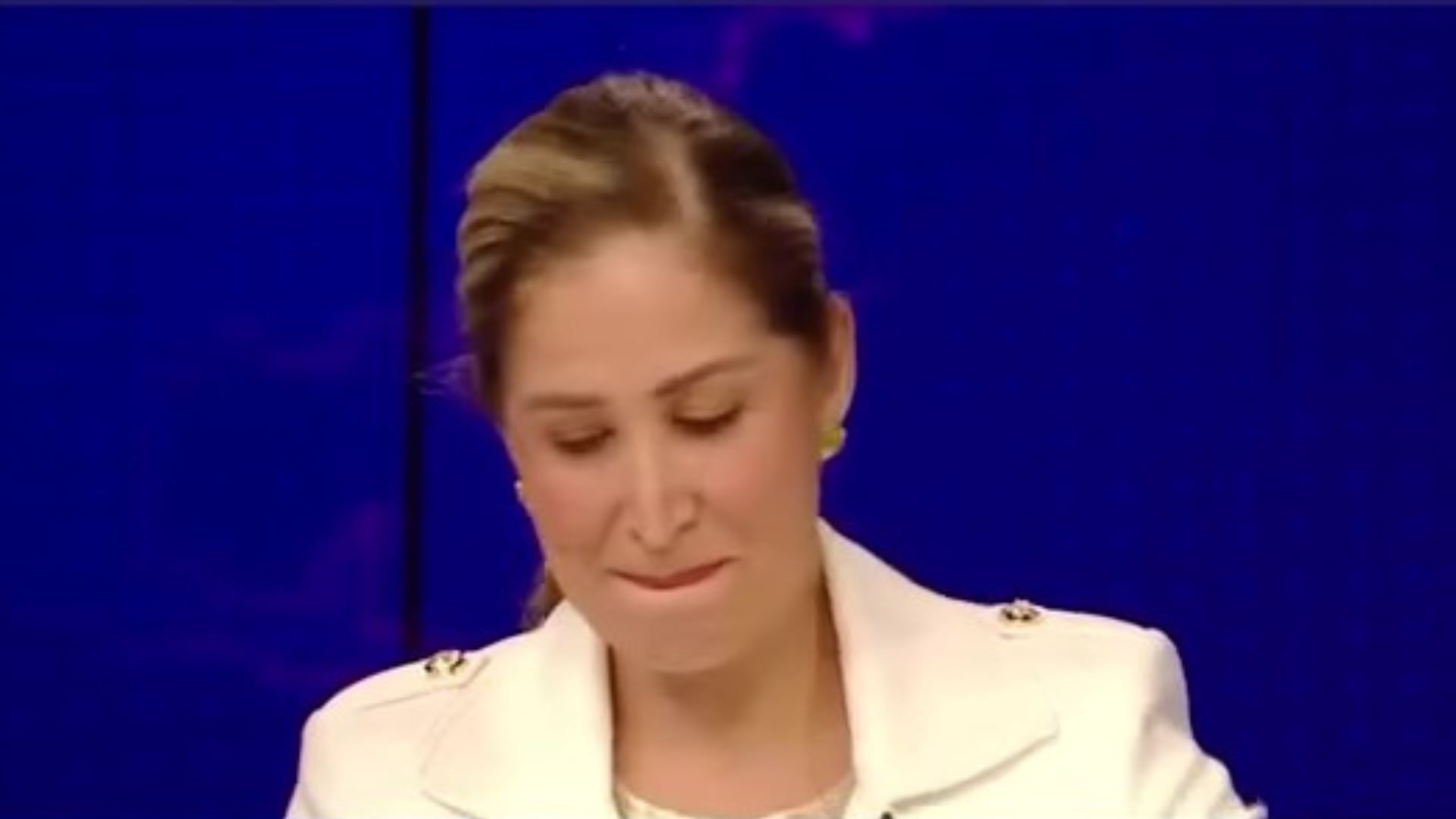 El momento en el que la periodista Elyangelica González rompe en llanto ante el anuncio sobre el dictador Nicolás Maduro y su captura (Captura de Video: Despierta América)