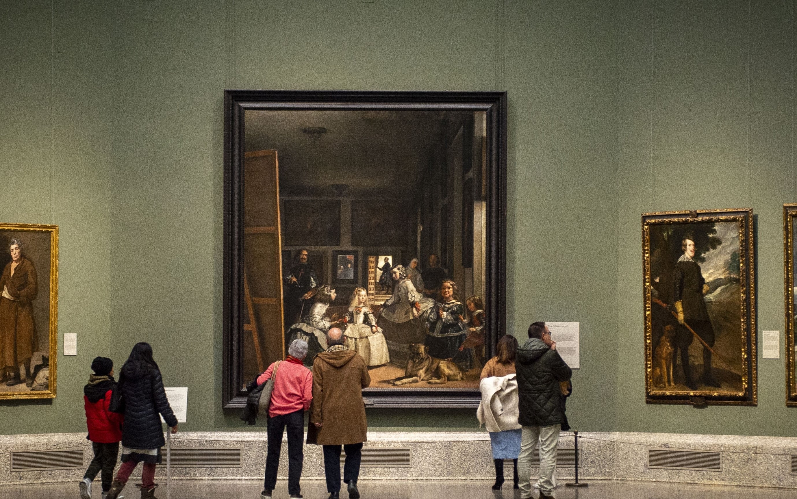 El museo ofrece materiales táctiles y en braille como ‘Las Meninas’ y ‘La Anunciación’ para personas con discapacidad visual
(Foto: Juan Barbosa/Europa Press)