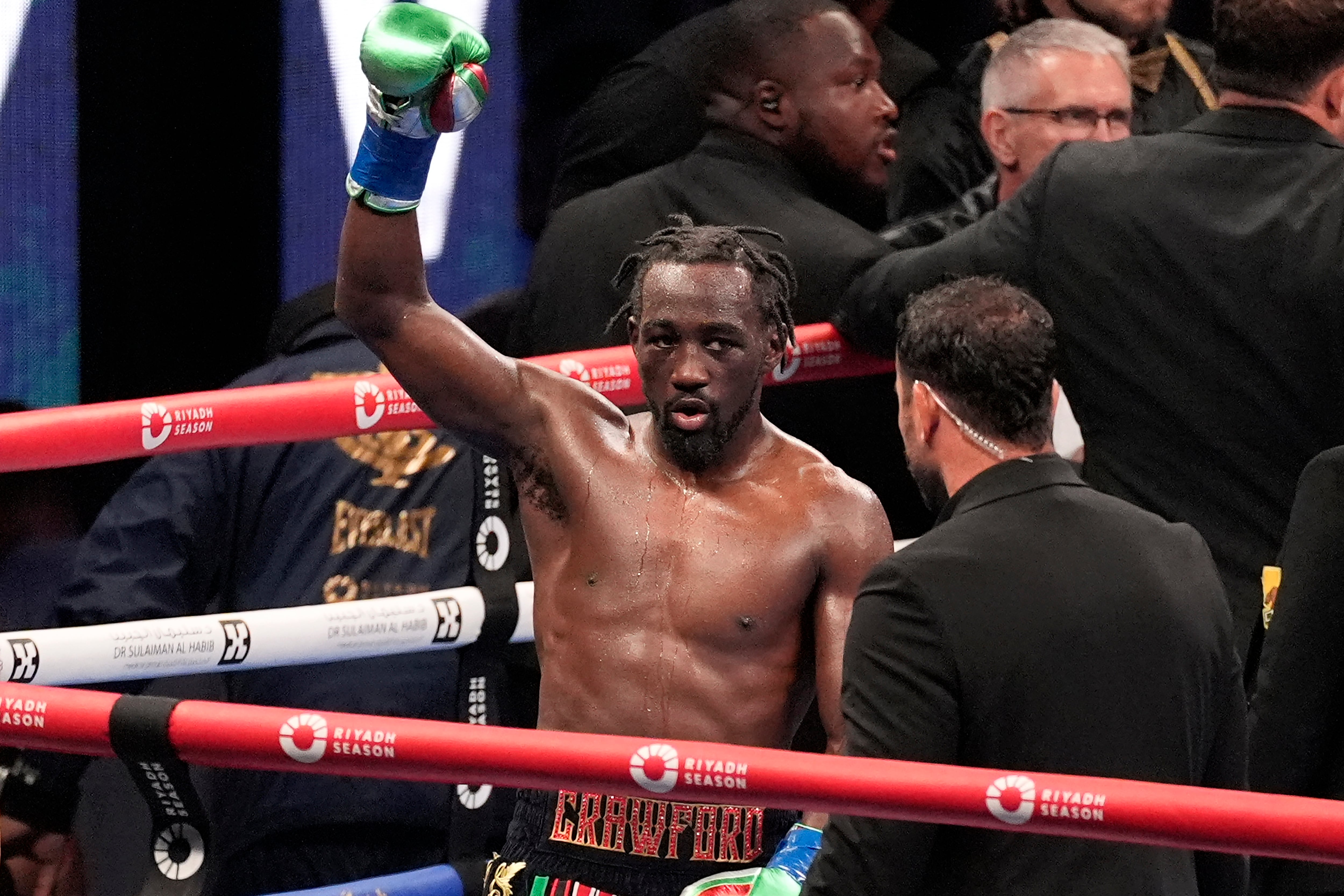 La ausencia de Crawford deja un vacío significativo en la división de los supermedianos y desafía al boxeo internacional a reinventarse
(AP Foto/Damian Dovarganes)