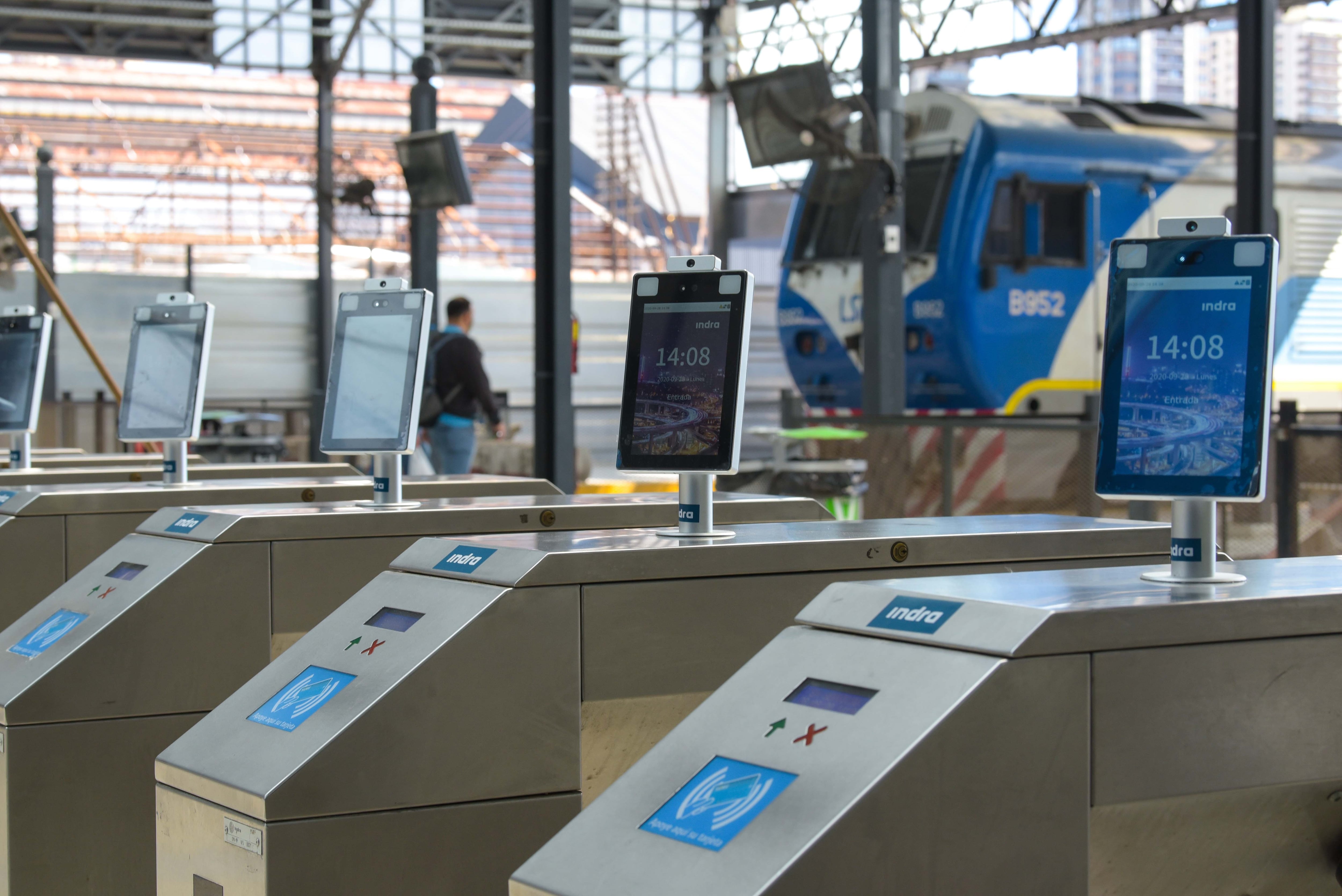 El boleto de tren subirá un 8,6% en julio, primer tramo de un esquema escalonado que continuará en agosto y septiembre con incrementos del 10,5% y el 7,1%, respectivamente. (Indra)