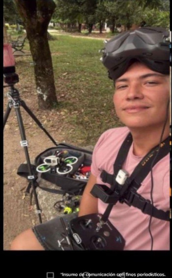 La Fiscalía General de la Nación detiene a Deinner Fabián Alvarado Salazar por suministrar drones al ELN para ataques en Arauca - crédito Fiscalía