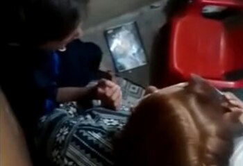 En el video se escucha