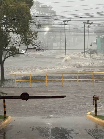 El barrio Cabañas fue uno de los sectores afectados por las inundaciones. (Foto: Cortesía / redes sociales)