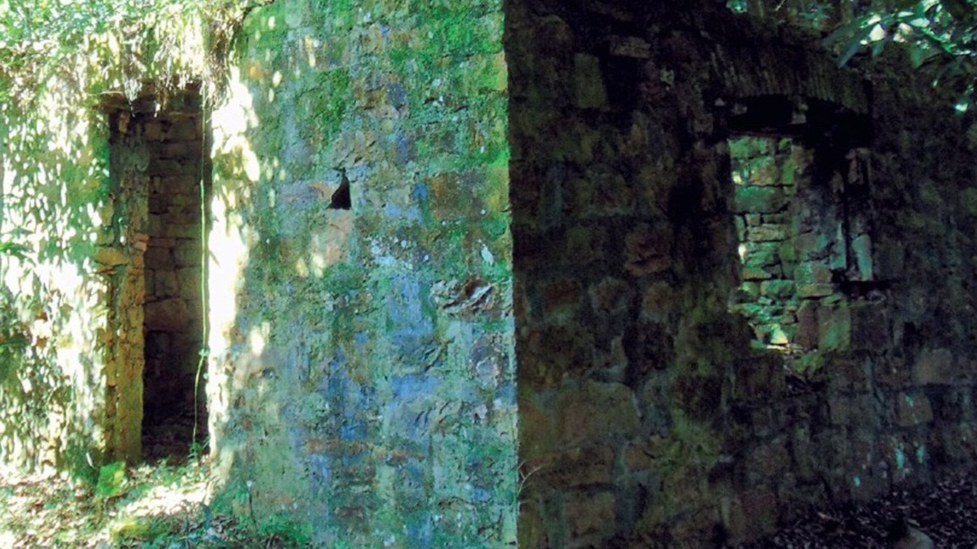 Todos los testimonios hablan de que la casa no era una simple vivienda campesina