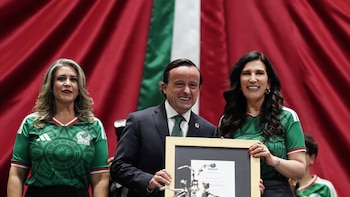 Cámara de Diputados reconoce a Mikel Arriola por la organización del Mundial 2026