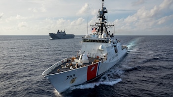 Otras potencias avanzan en la