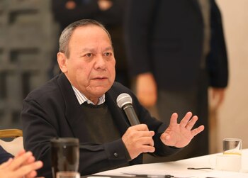 Zambrano se lanzó contra el