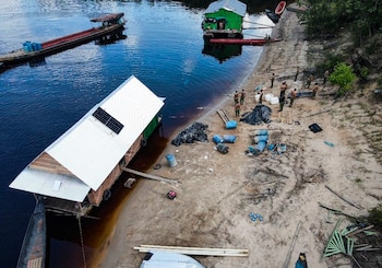 El operativo en Amanavén sobre el río Guaviare evitó la instalación de maquinaria que habría provocado daños ambientales irreversibles - crédito prensa Armada de Colombia