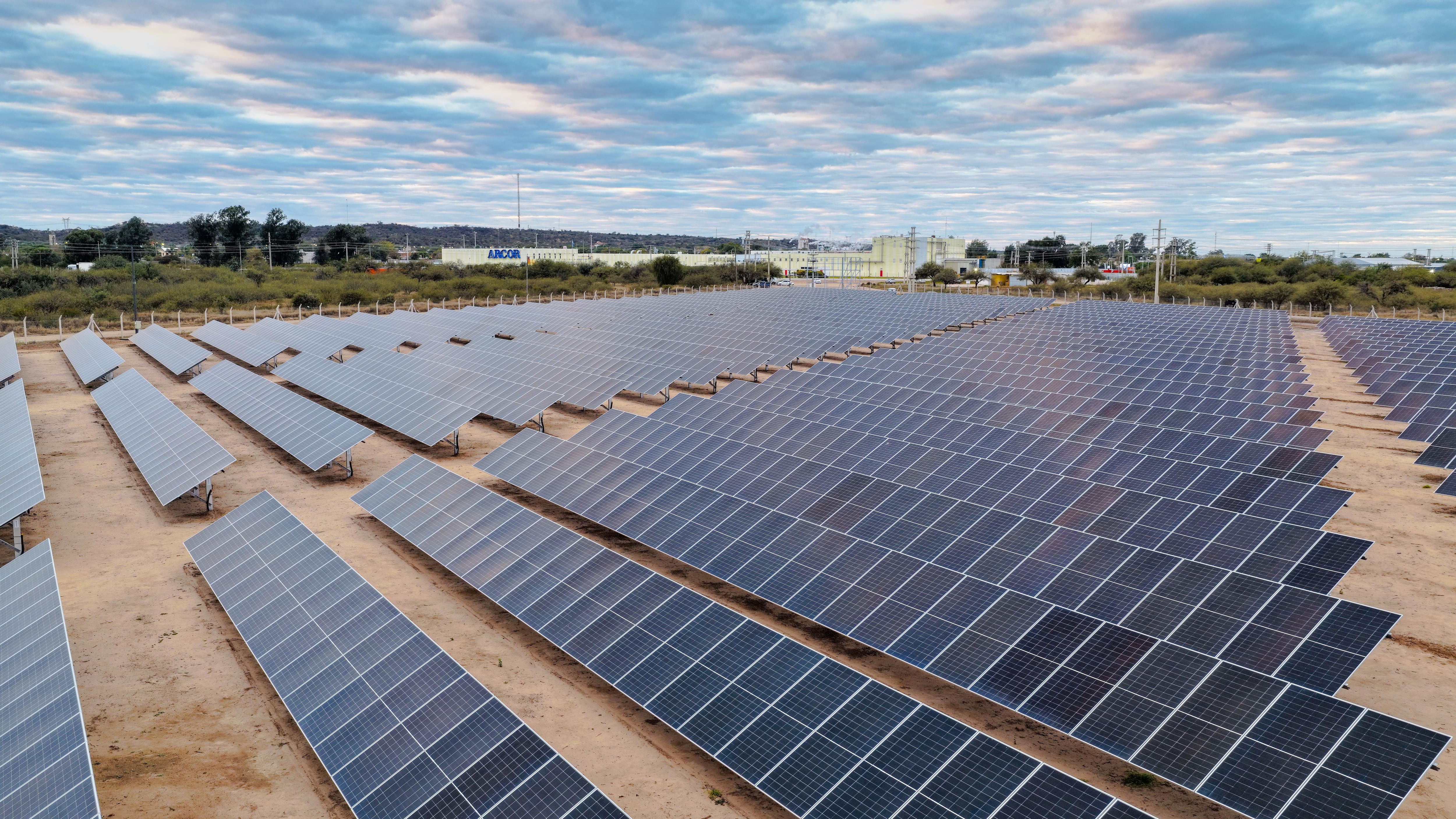 España “tira a la basura” el 17% de su energía renovable, una electricidad suficiente para abastecer a 6,3 millones de hogares