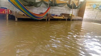 La Conred alertó por el aumento del caudal del río Polochic en Rancho Grande, El Estor, y recomendó no cruzar ríos ante las fuertes lluvias.