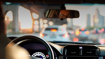 La posición del espejo retrovisor