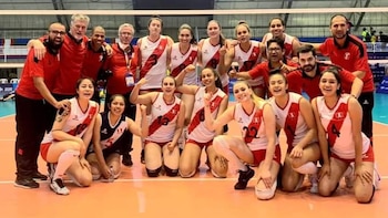 Perú venció a Colombia y