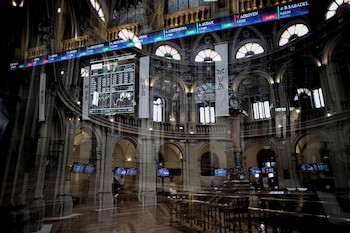 Valores del Ibex 35 en el Palacio de la Bolsa de Madrid (Eduardo Parra / Europa Press)