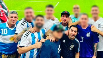 El que tiene la remera