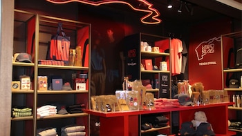 El Corte Inglés gestionará la tienda oficial de merchandising de 'Madring' en el GP de Fórmula 1