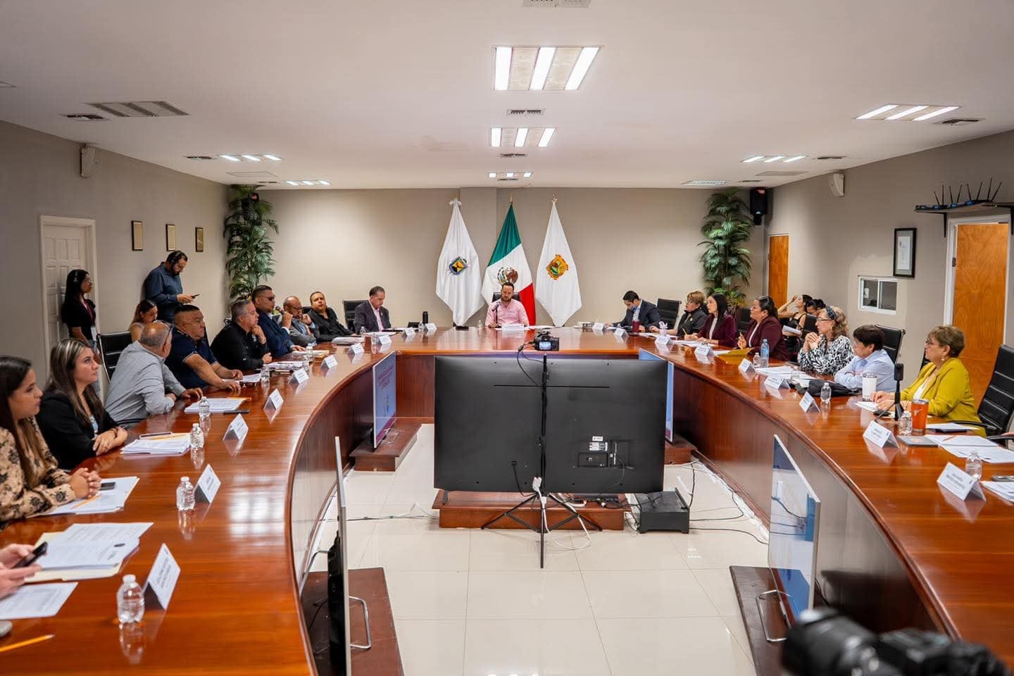 Polémica en Piedras Negras por pelea de alcalde con regidor. (Foto: RS)