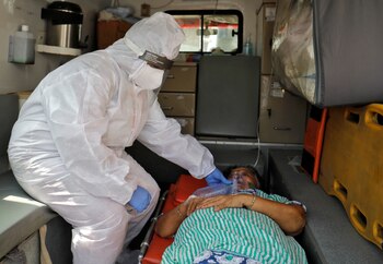 Una persona contagiada con covid