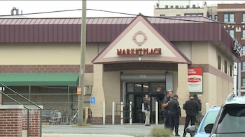 Un tiroteo en un supermercado de Detroit deja un muerto y un herido