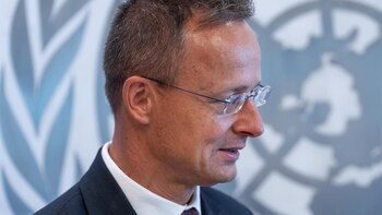 Ucrania reprocha a Hungría que