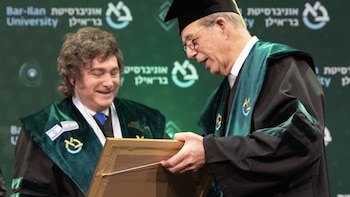 Milei critica el periodismo "del mal" y advierte de que hay culturas con las que no se puede convivir