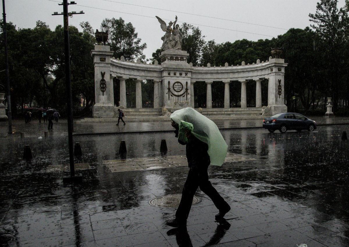 La temperatura que hay en la CDMX oscila entre los 22 y 27 grados. (CUARTOSCURO)
