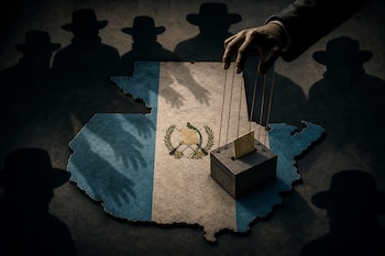 Mapa con la bandera de Guatemala, una urna con hilos de marioneta y siluetas oscuras alrededor.