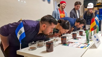 En fotos: El Salvador promueve café, cacao y licores en Turquía y Alemania para ampliar sus exportaciones