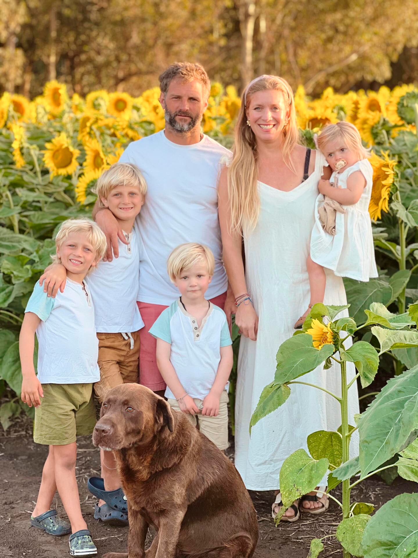 La muerte de su labrador Nicolino fue uno de los momentos más dolorosos que atravesaron tras la mudanza al campo