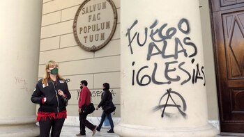 Las pintadas en la Catedral