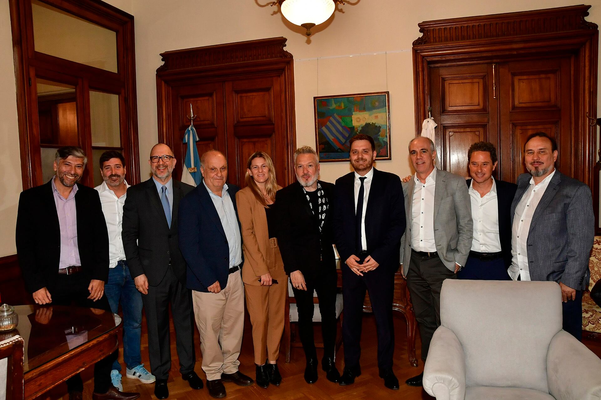 De izquierda a derecha: Marcelo Di Mario, Ignacio Baistrocchi, Fabián Perechodnik, Hernan Lombardi, Carolina Bartel, Diego Kolankowsky, Emmanuel Ferrario, Gustavo Gago, Gabriel Sanchez Zinny y Patricio Basile