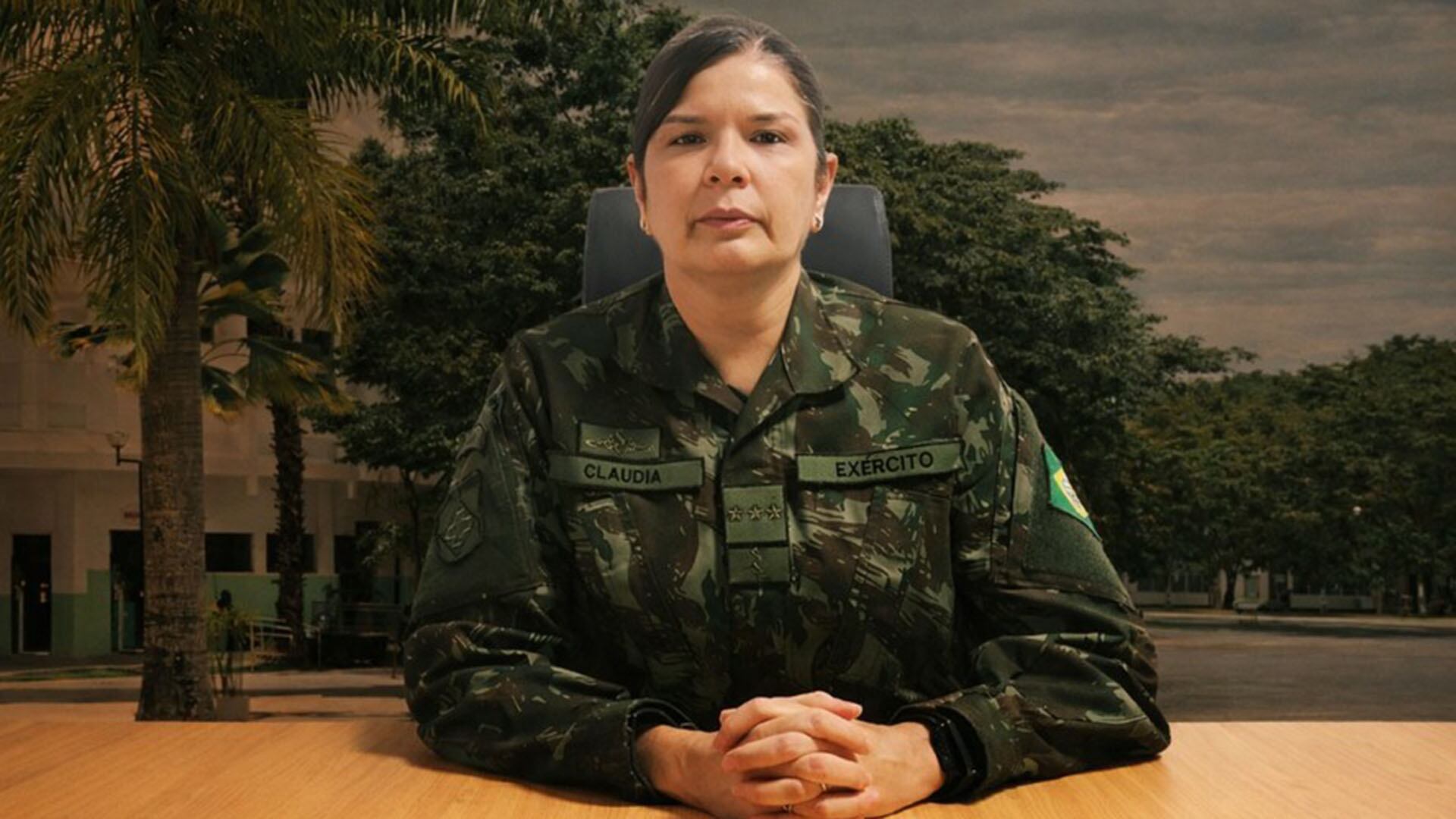 Claudia Lima Gusmão Cacho, la primera mujer ascendida a general en la historia del Ejército Brasileño, posa para un retrato oficial (Centro de Comunicação Social do Exército)